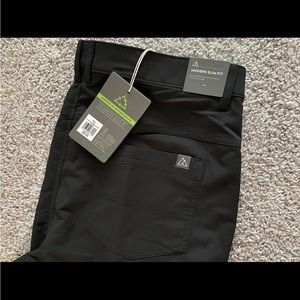 Alpine design black pants size 36 NWT